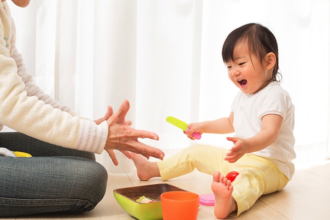 stimulation through touch & play for baby